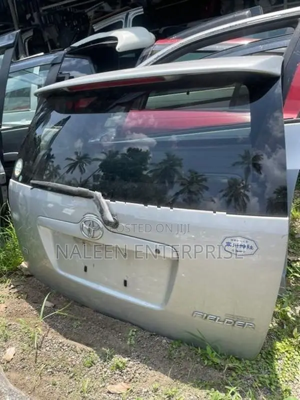 Toyota Corolla 121 Fielder Dicky Door With Spoiler