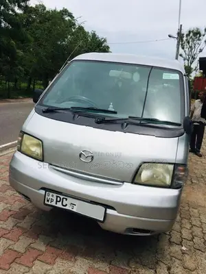 Mazda Bongo 2007