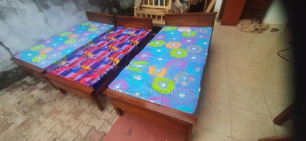 Single Bed 6ft *3ft With Mattress