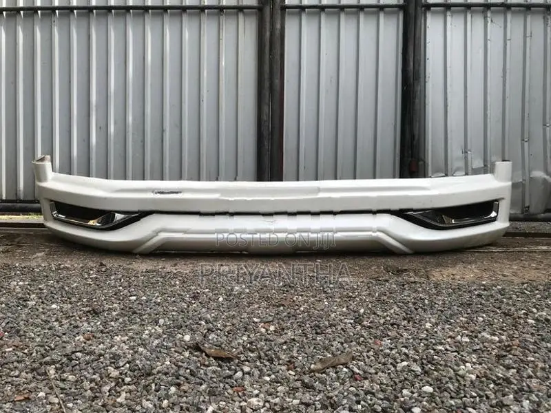 Toyota Land Cruiser Sahara V8 Front Buffer Body Kit