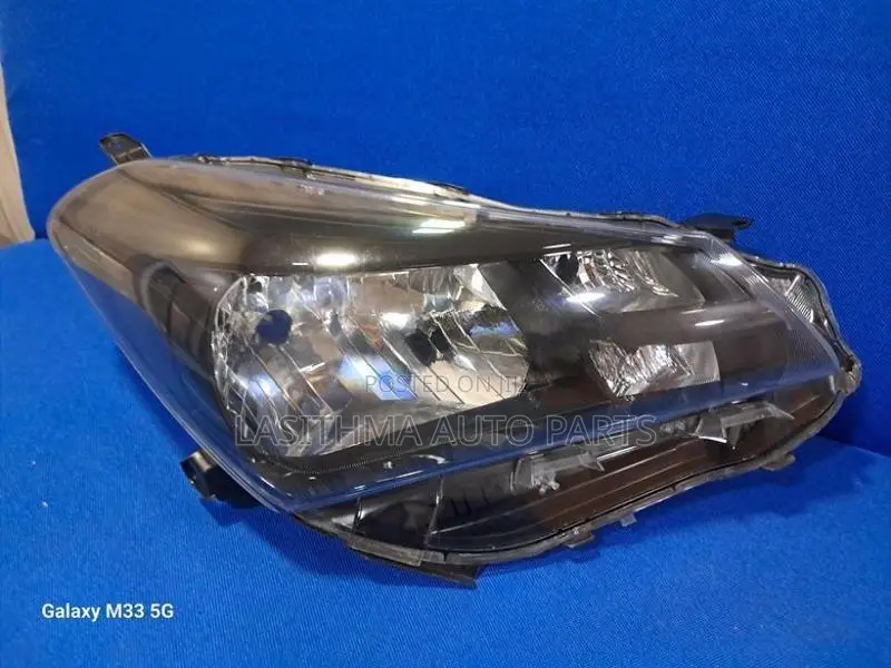 Toyota Vitz Ksp 130 Head Lamp