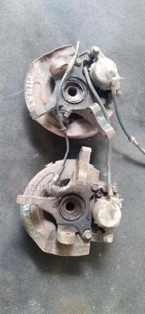 Mitsubishi Miraj Hub Disk Caliper Set