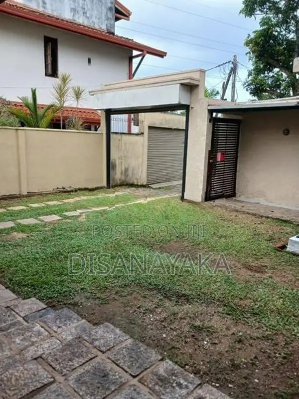 Land with House for Sale Ds3- Nawala