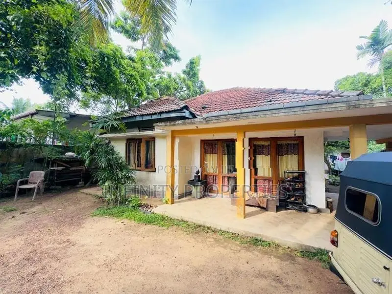 (ARN47) 15.5 P Land with Single Storey House for Sale Thalawathugoda