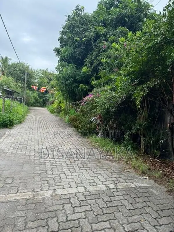 Super Land for Sale Nawala Ds16