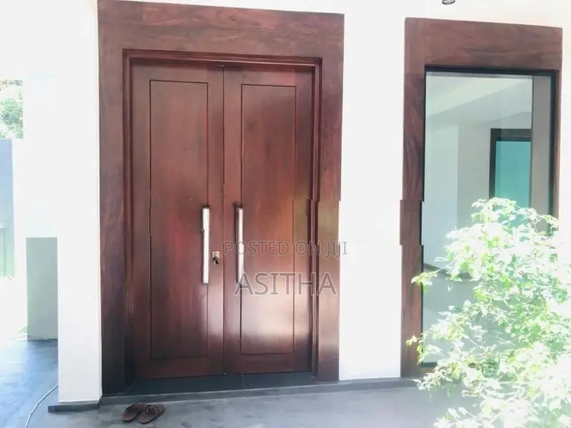 අනර්ග දෙමහල් නිවසක් පිළියන්දල