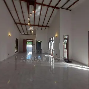 නිදන කාමර 4ක, සුඛෝපභෝගී නිවසක් අතුරුගිරියෙන් විකිණීමට. (ID : AT149S)