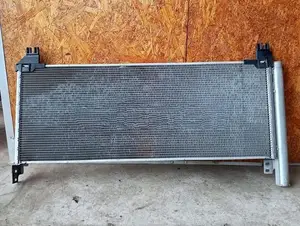 Voxy Noah Radiator Guard