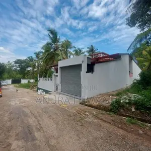 නිදන කාමර 4ක, සුඛෝපභෝගී නිවසක් අතුරුගිරියෙන් විකිණීමට. (ID : AT149S)