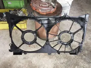 Voxy Noah Radiator Guard