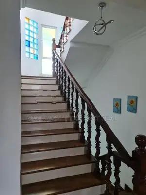 Maharagama : New 8BR (25P) Modern Luxury House for Sale