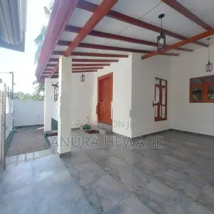 4 bedroom, luxury house sale, Athurugiriya, near 697 bus route. (AT149