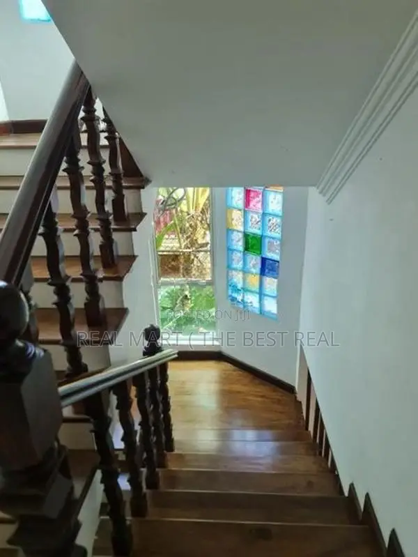 Maharagama : New 8BR (25P) Modern Luxury House for Sale
