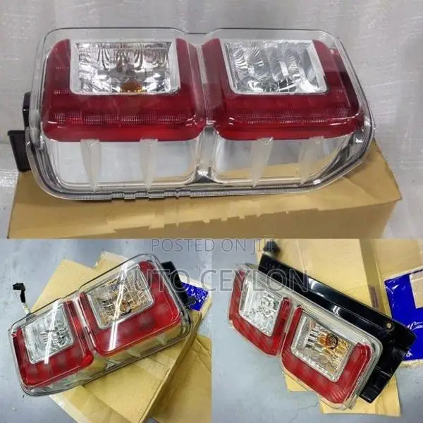 Daihatsu Wake Taillight Tail Light Taillamp Lamp