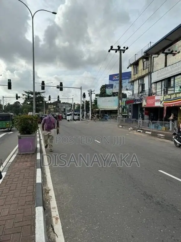 commercial property for sale thalawathugoda Ds13