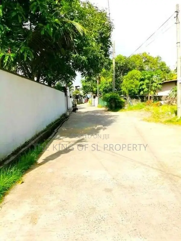 Land for Sale in Rathmalana