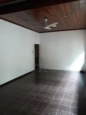 House for sale in Colombo 05