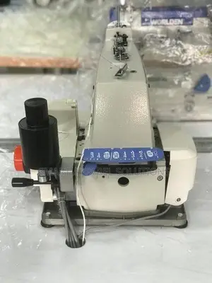 WORLDEN Button Attaching Sewing Machine / Attacher Juki