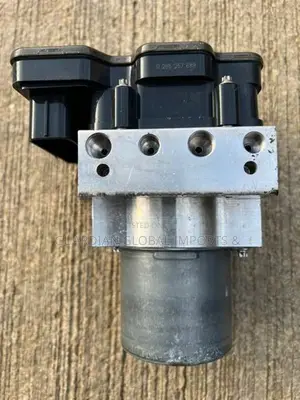 BMW X5 F15 ABS Pump