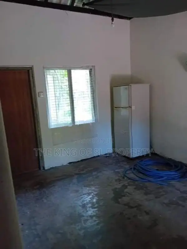 House for Sale in Thalawathugoda ( Hokandara)