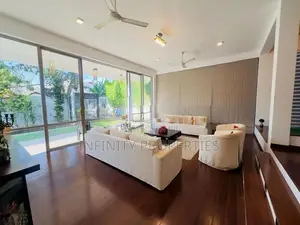 (ARN96) Luxury House Sale in Nugegoda