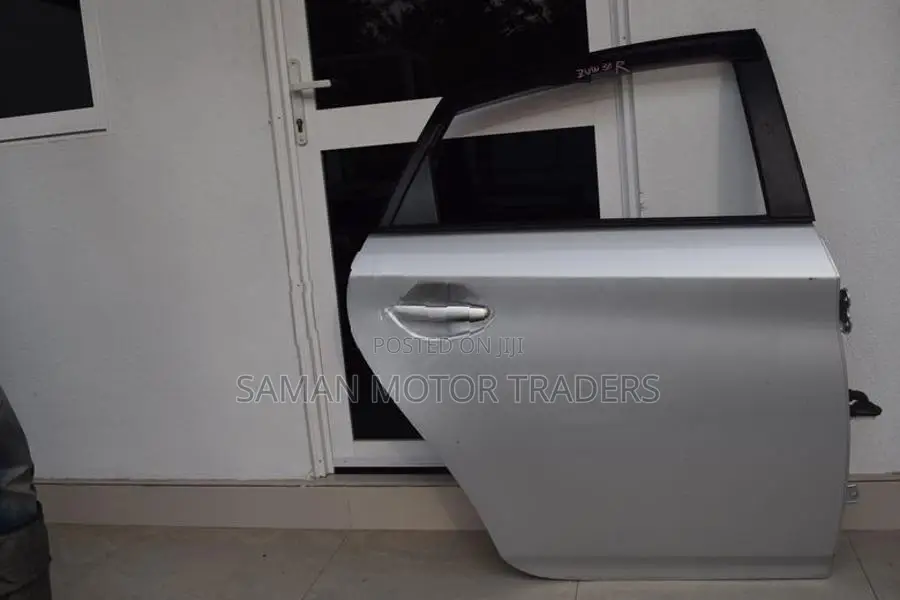 Toyota Prius W30 Door