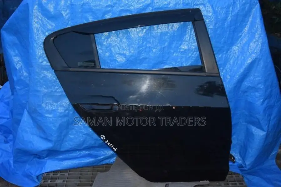 Honda Insight Door panel