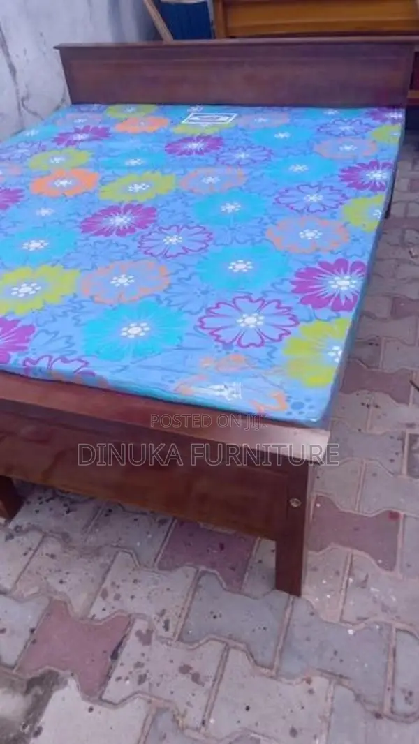 Bed 6ft *5FT