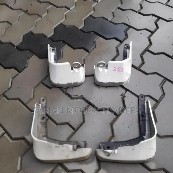 Honda Insight ZE3 Mud Flaps