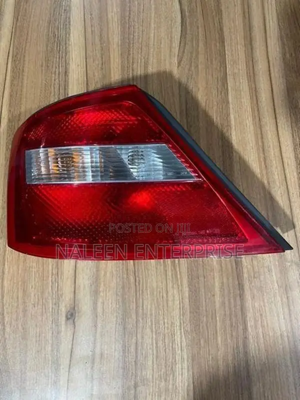 Nissan Cedric Y34 Left Side Tail Light