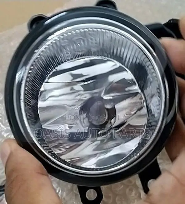 Toyota Coaster Bus Fog Lamp Pair (Halogen 55 Watt)