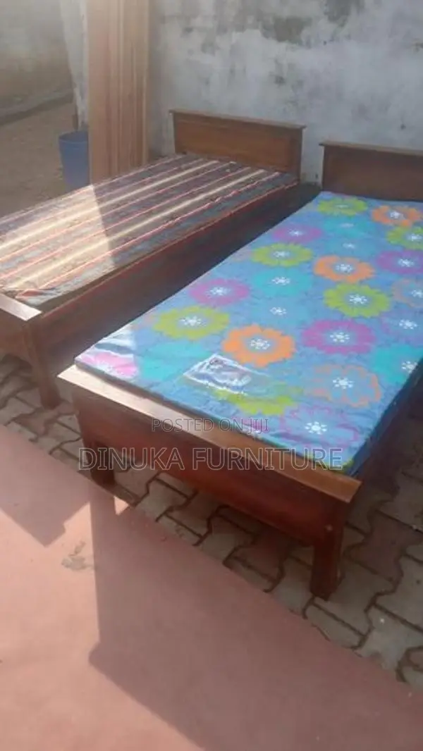 Bed with Mattress 6ft 3 Ft