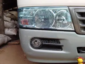 Toyota Coaster Bus Fog Lamp Pair (Halogen 55 Watt)