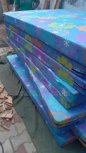 Bed With Mattress 6ft *4ft