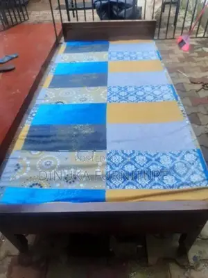 Bed With Mattress 6ft *3ft single
