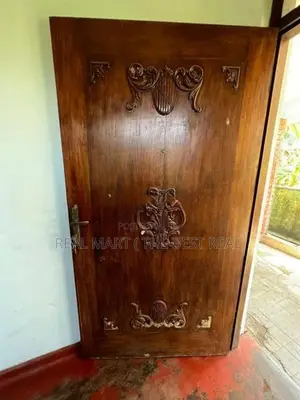 Kaluthara : 3BR (23P) House for Sale at Land Value Kalu. North