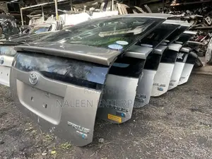 Toyota Prius 20 Dicky Doors