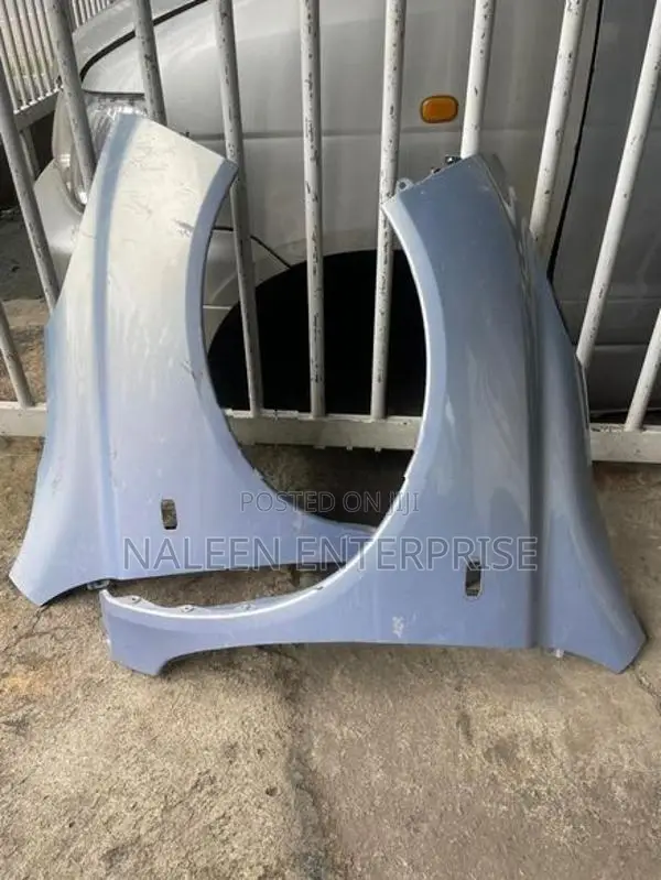 Nissan March K12 Fender