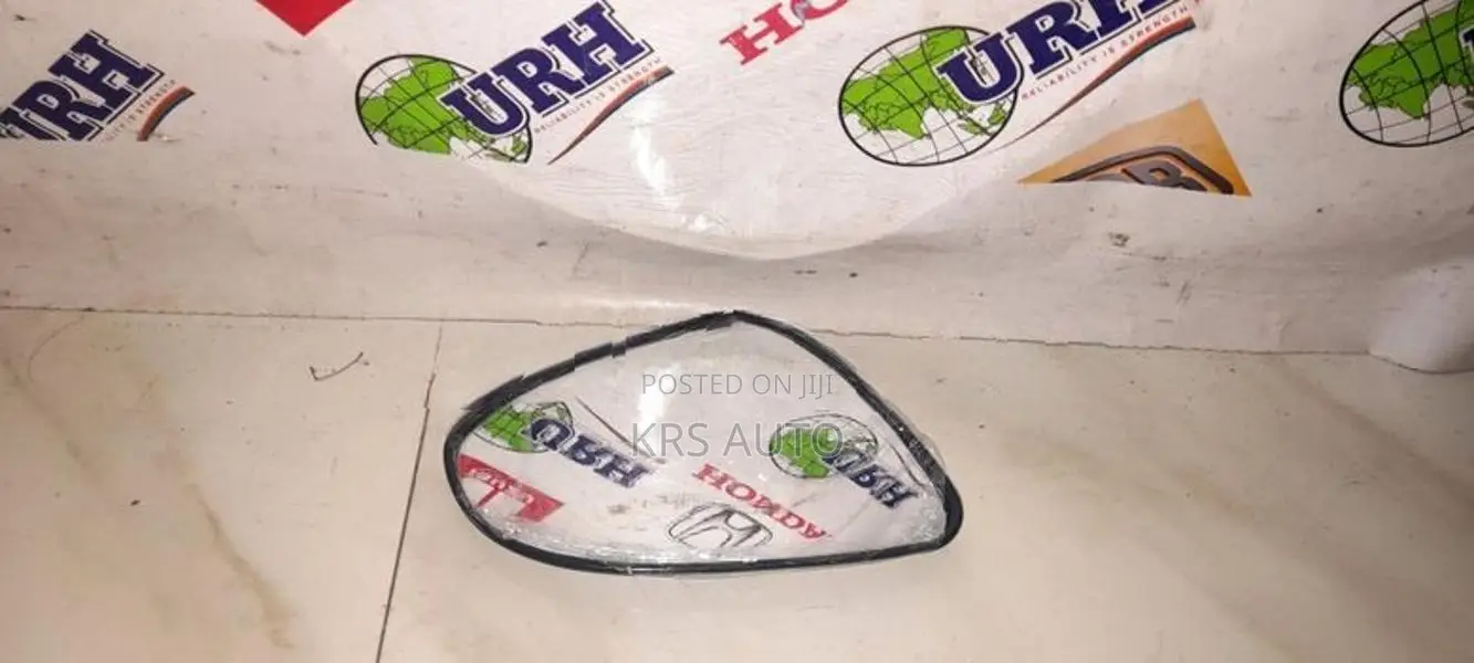 Toyota Aqua NHP 10 Side Mirror Lens
