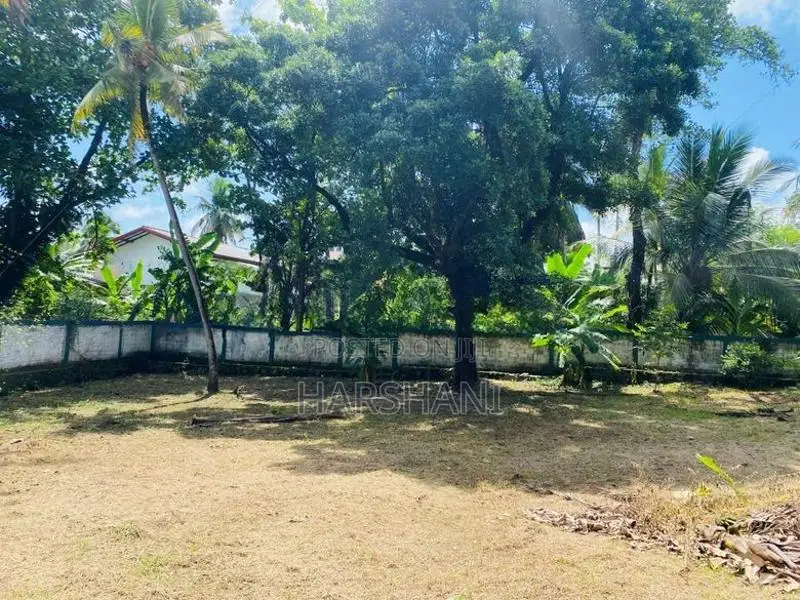 12P Two Lots or 24P Entire Land for Sale Close to Kiribathgoda Town