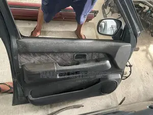 Nissan Terrano Power Door Set