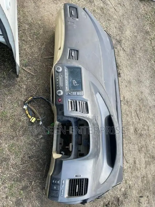 Honda Civic FD1 Dashboard And Parts