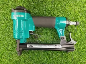 Air Brad Nailer