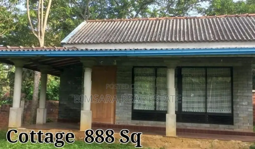 Lake Front 18 Room Hotel for Sale (LC 1708)