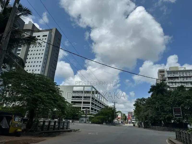 Commercial Land for Sale - Battaramulla