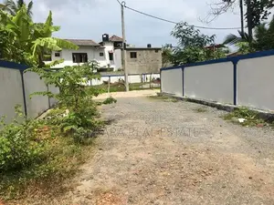 Land for Rent in Boralesgamuwa (Lc 976)