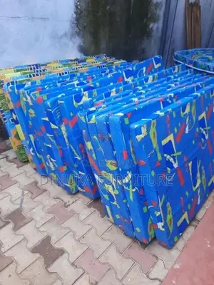 Bed With Mattress 6ft *3ft