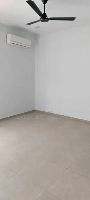 Colombo 6 : Brand New 3 Bedrooms Luxury Apartment for Sale