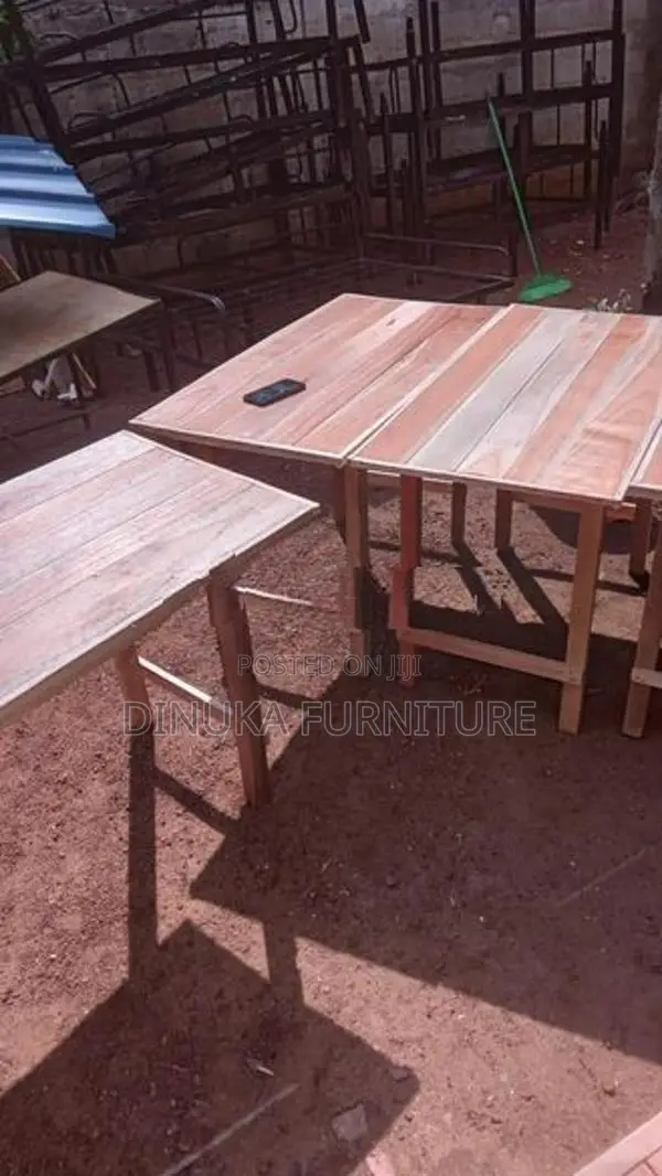 Study Table 4ft *2ft.