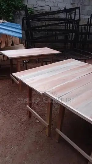 Study Table 4ft *2ft.